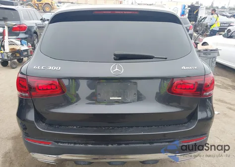 2020 Mercedes-Benz Glc 300 4Matic z USA, uszkodzony, nr VIN WDC0G8EB2LF722361